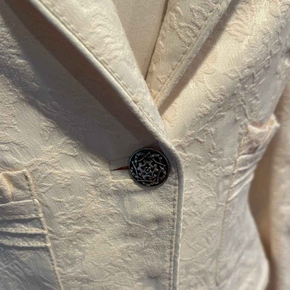 Bebe Sz 8 Elegant Cream Women's Blazer • NEW! - Picture 2 of 15